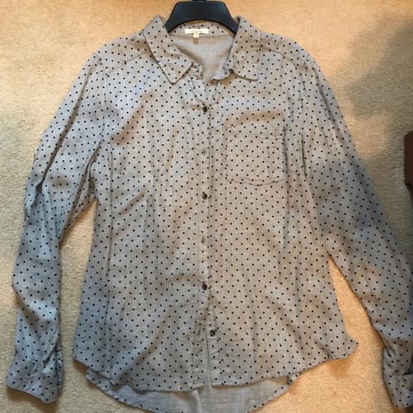 Maurices Gray with Black Dot Button Up - Picture 1 of 3